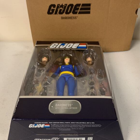 G.I. Joe Ultimates Baroness 7-Inch Action Figure - Picture 3 of 5